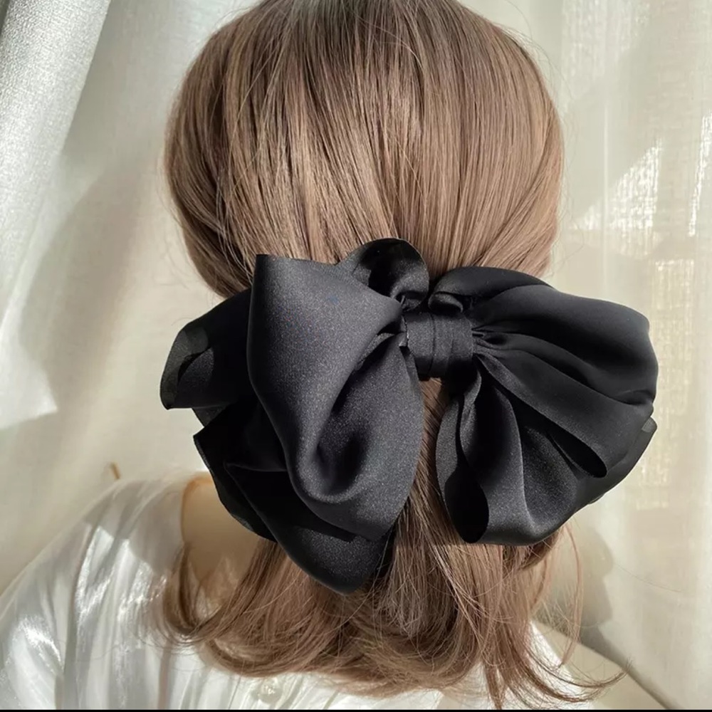 Satin Black Elegant Two-Layer Hair Clip Bow
